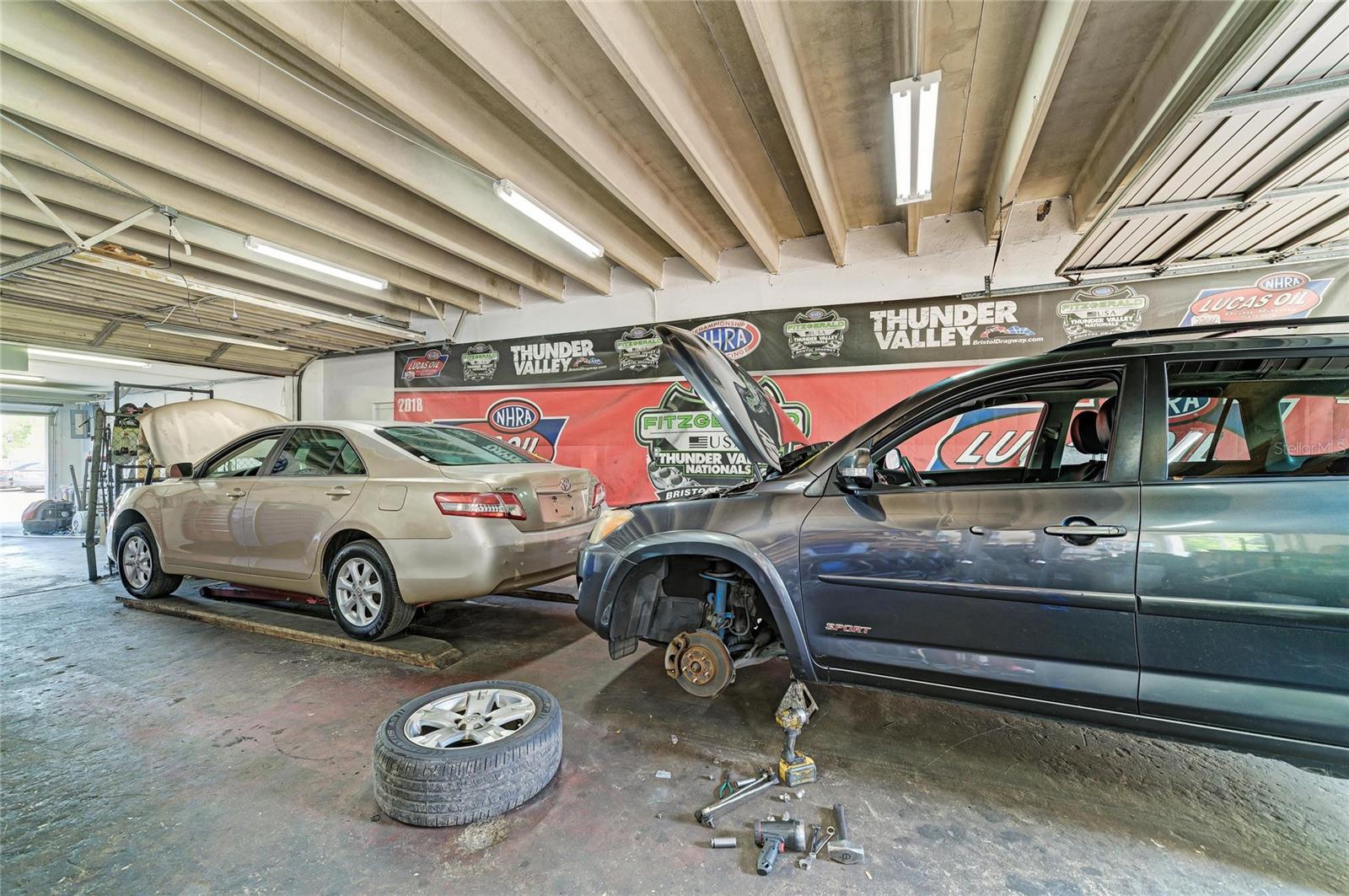 Image 24 of 41 For 2929 9th Street W