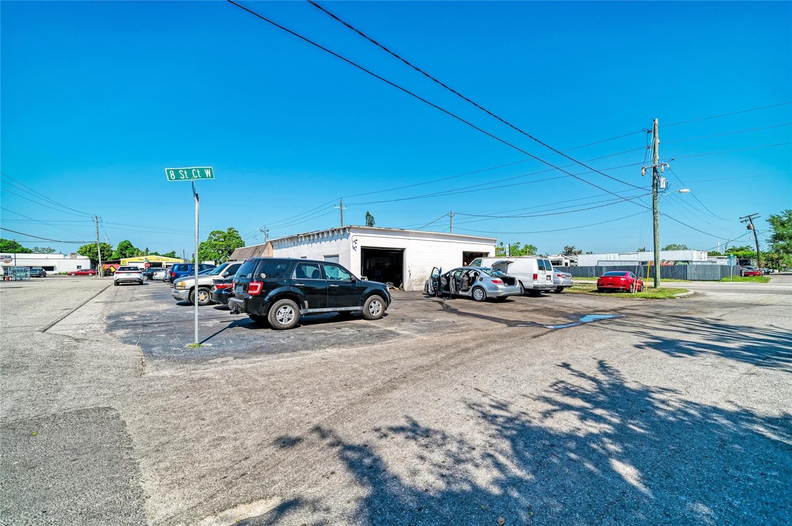 Image 31 of 41 For 2929 9th Street W