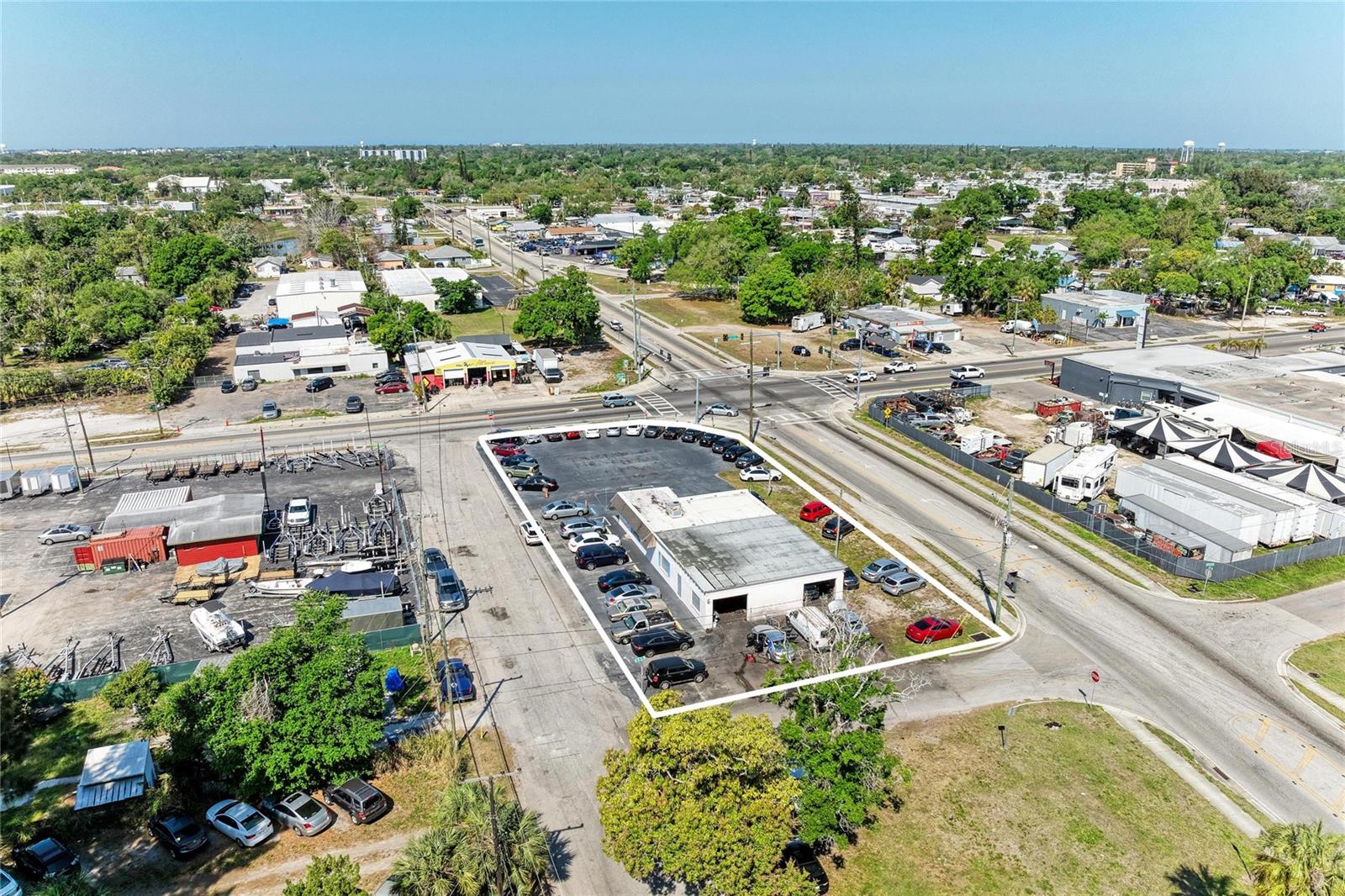 Image 4 of 41 For 2929 9th Street W