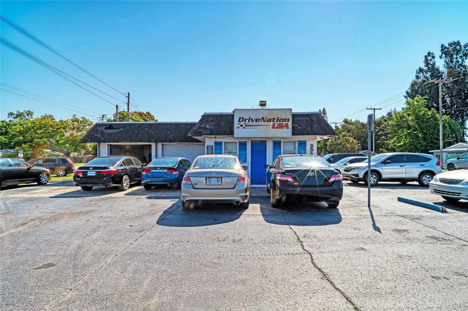 Image 6 of 41 For 2929 9th Street W