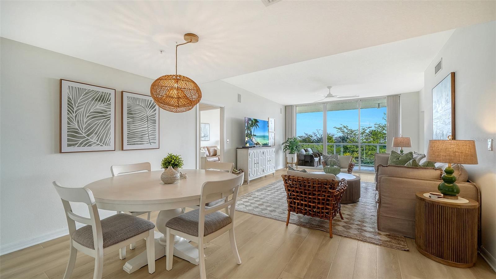 Image 3 of 54 For 1800 Benjamin Franklin Drive B308