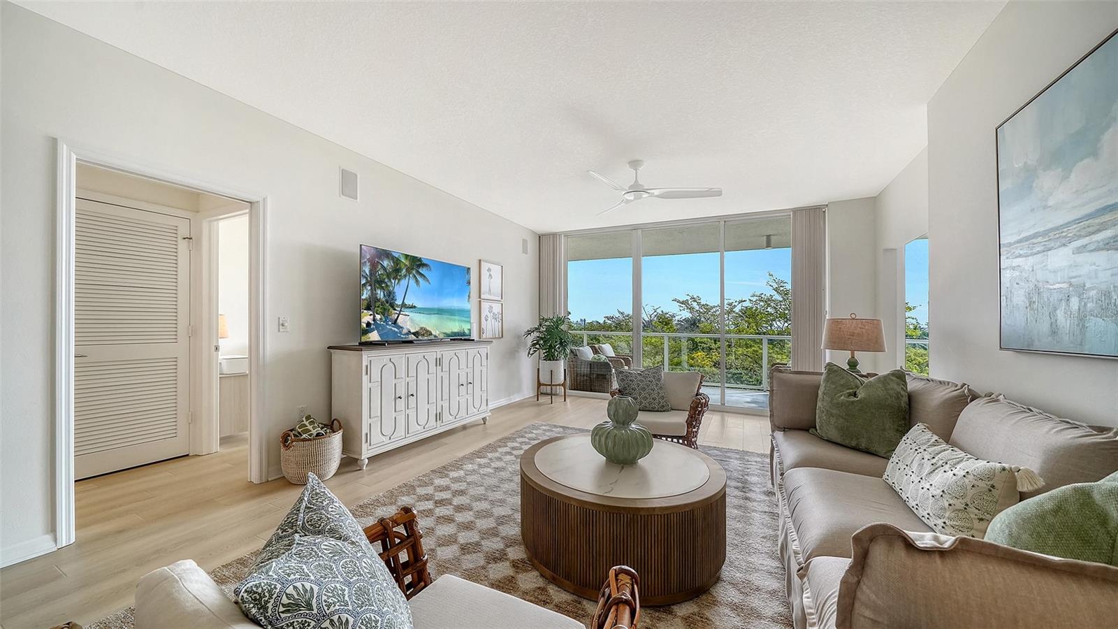 Image 6 of 54 For 1800 Benjamin Franklin Drive B308