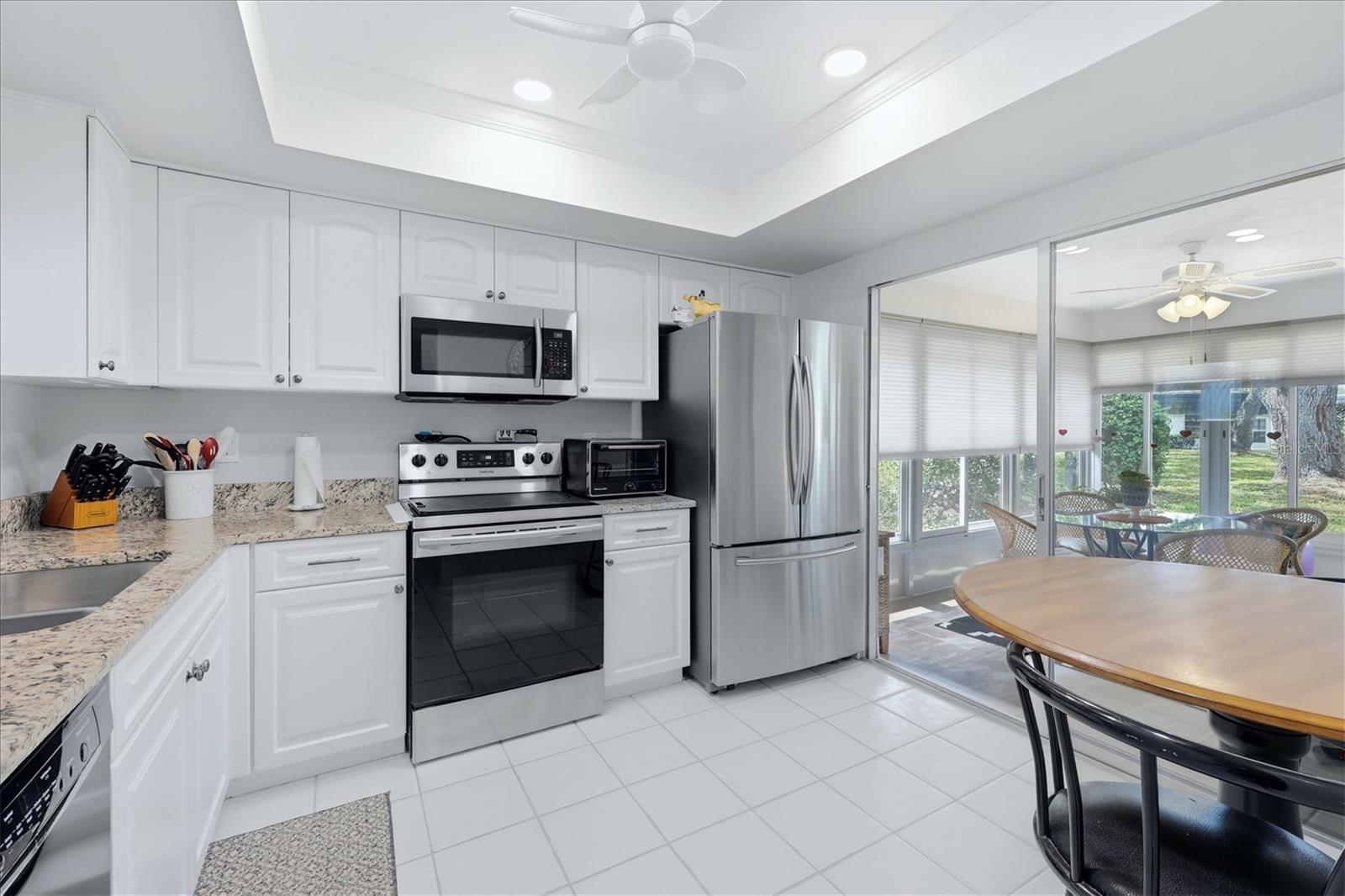 Image 2 of 41 For 1333 Glen Oaks Drive E 135