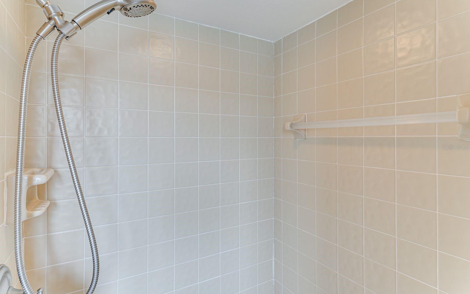 Image 24 of 50 For 5369 Lake Arrowhead Trail 17a