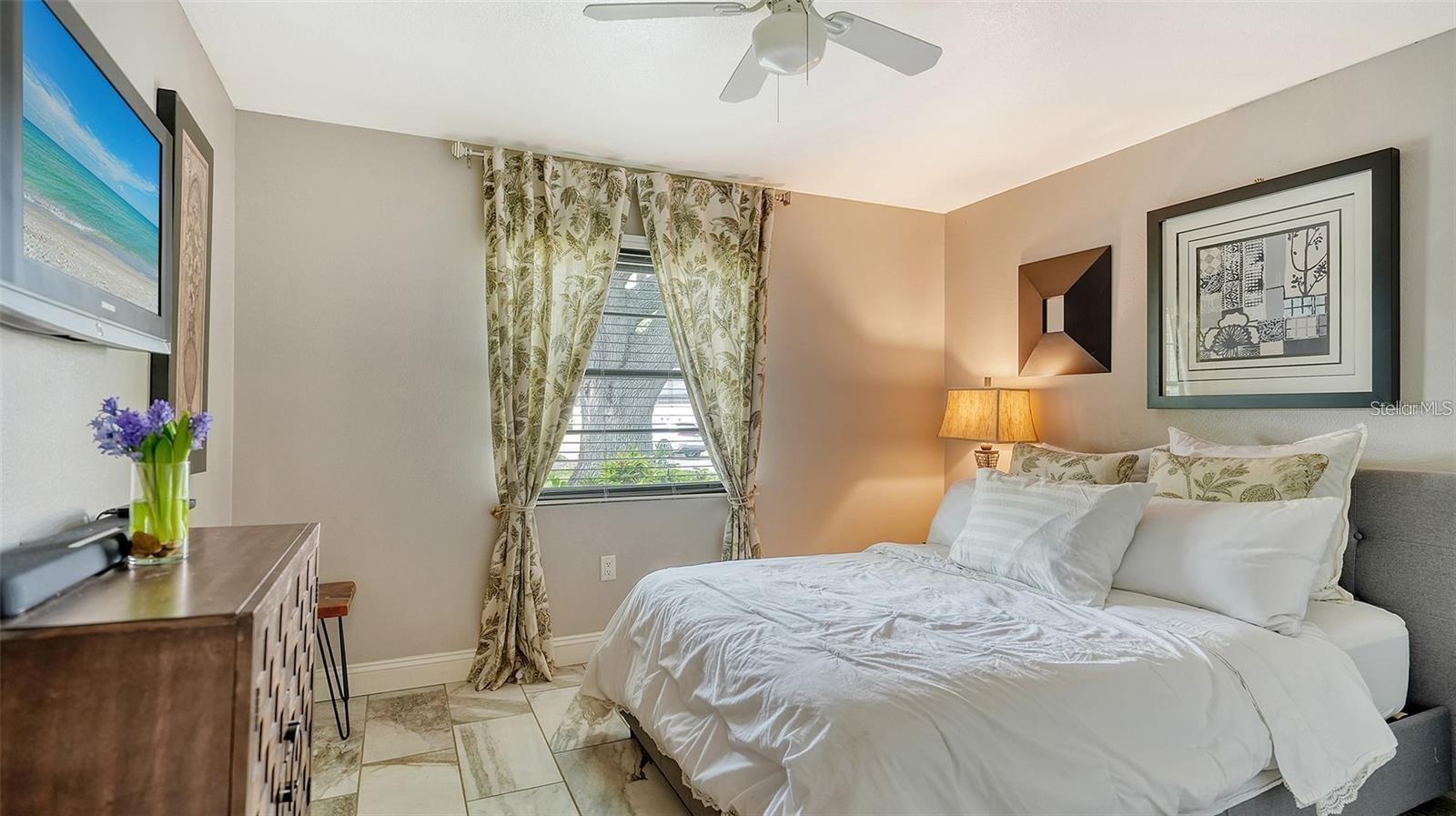 Image 36 of 48 For 3842 Glen Oaks Manor Drive