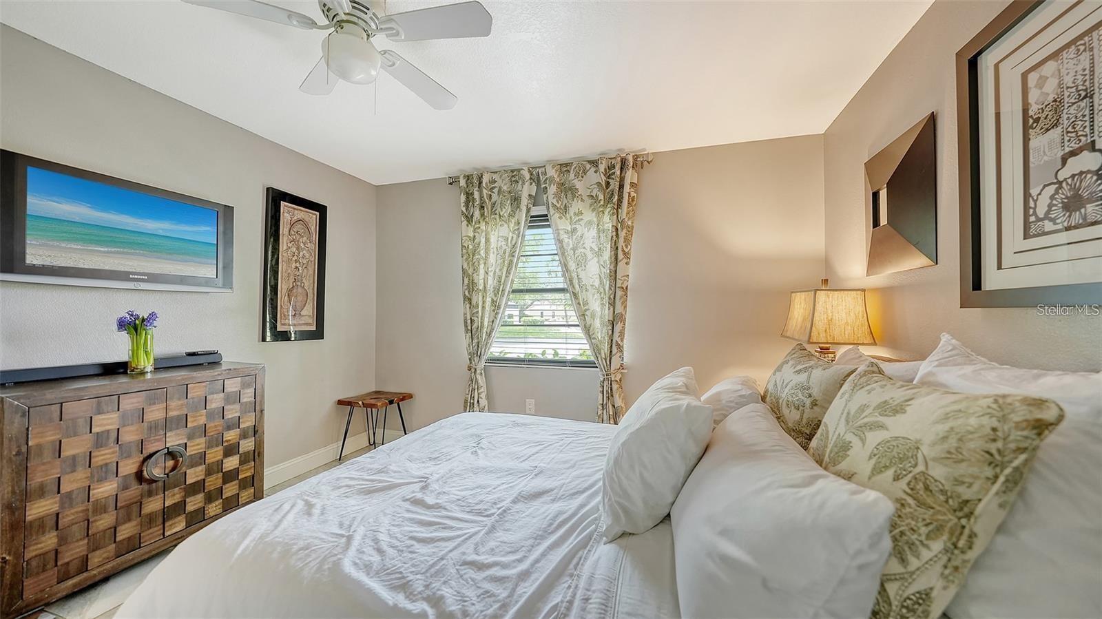 Image 37 of 48 For 3842 Glen Oaks Manor Drive