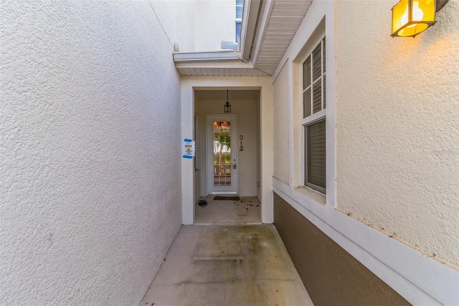 Image 2 of 21 For 17278 Acapulco Road 312