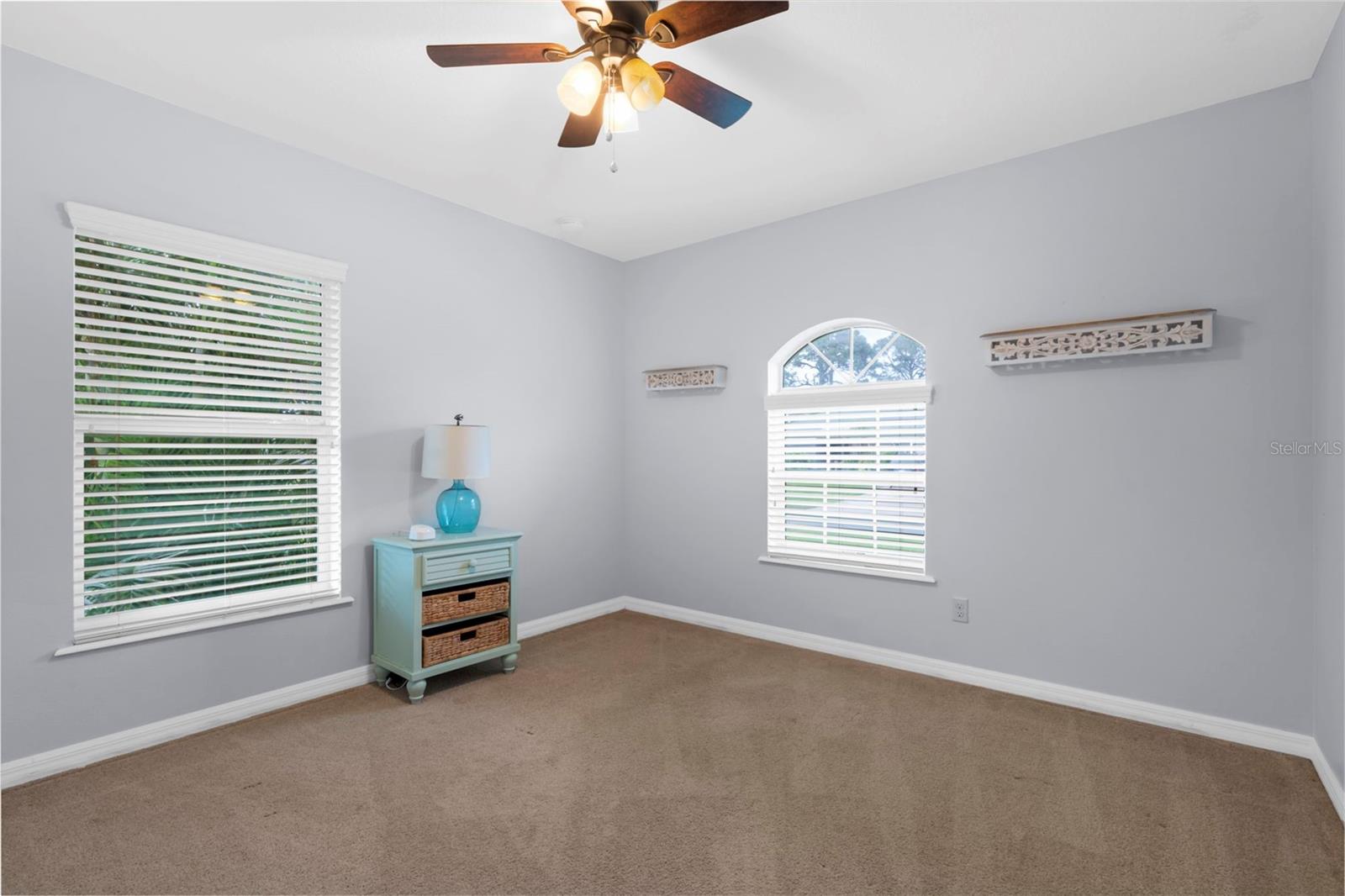 Image 12 of 52 For 947 Seneca Road