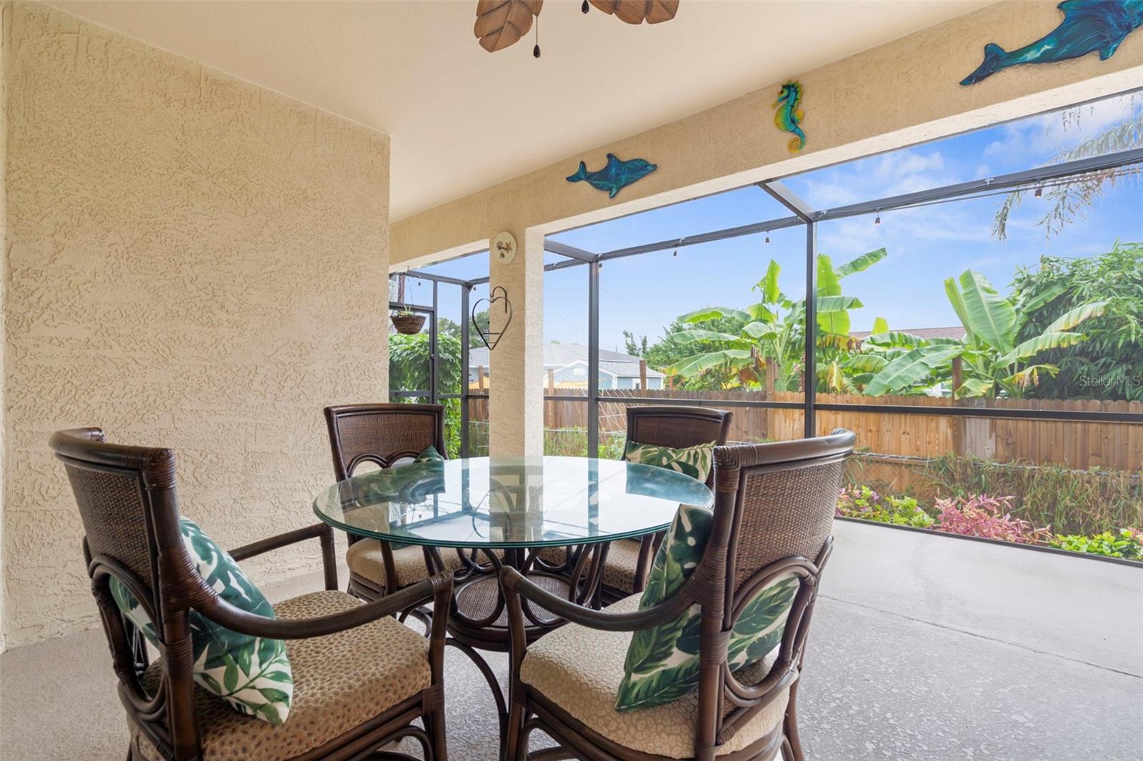 Image 31 of 52 For 947 Seneca Road