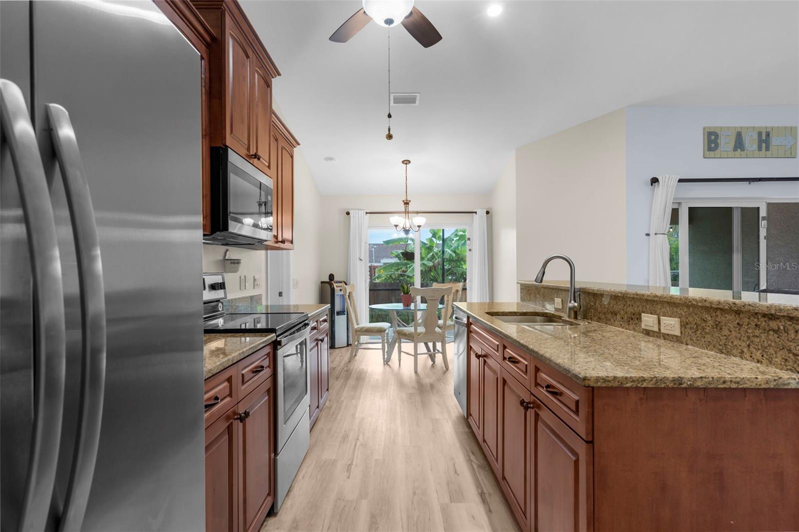 Image 8 of 52 For 947 Seneca Road