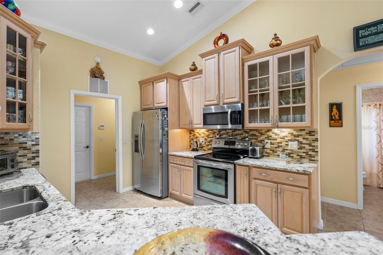 Image 21 of 42 For 6925 Crock Avenue