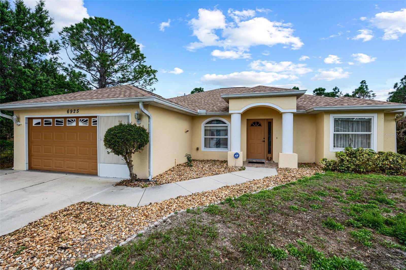 Image 5 of 42 For 6925 Crock Avenue