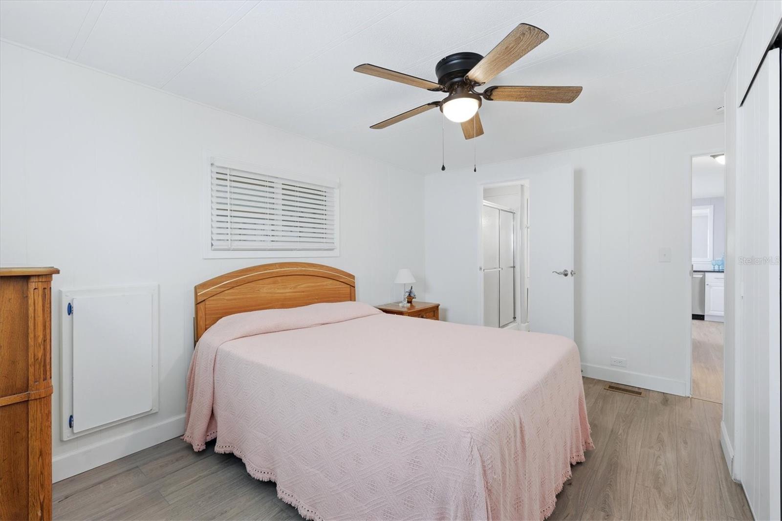 Image 16 of 47 For 1205 45th Avenue Drive E