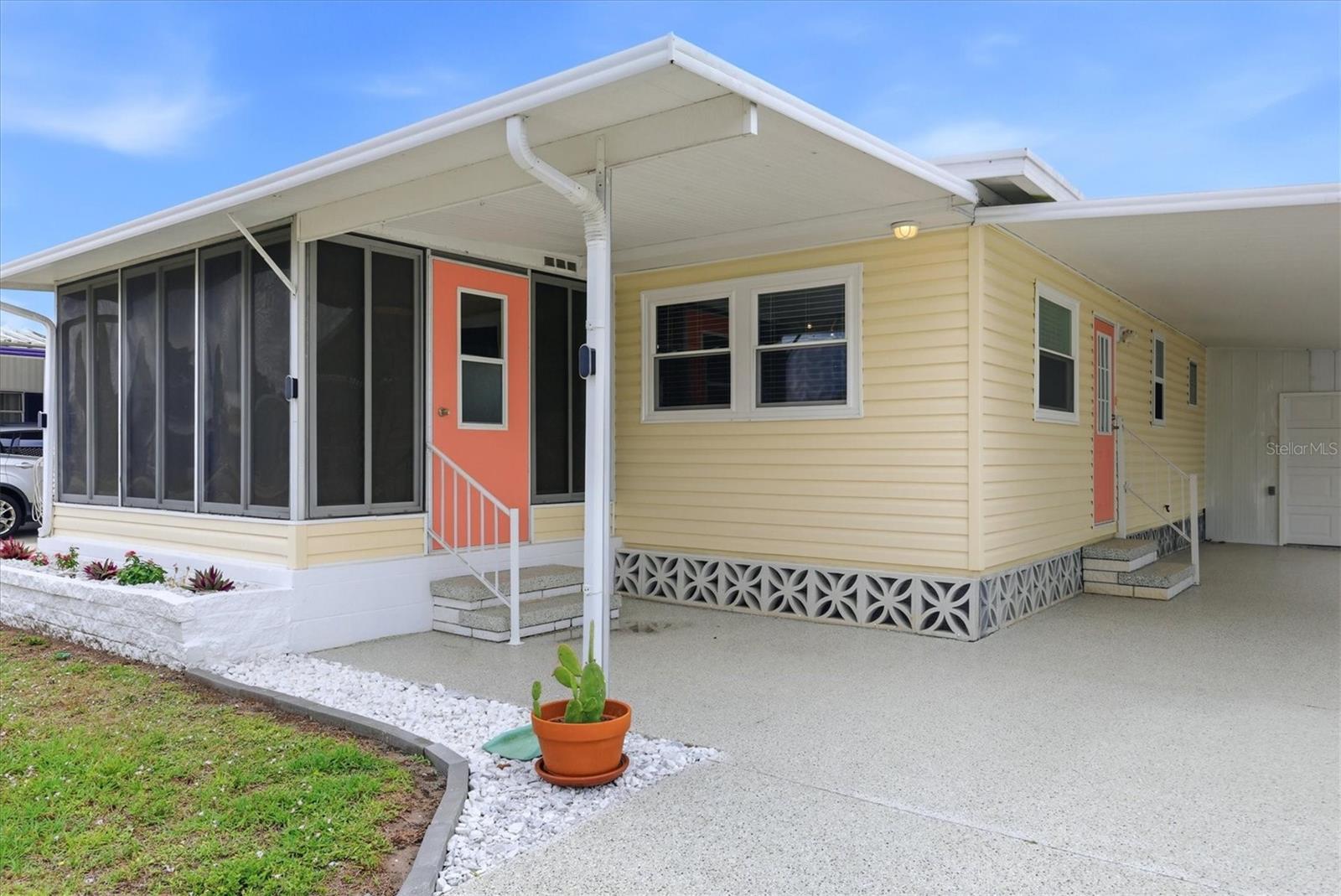 Image 2 of 47 For 1205 45th Avenue Drive E