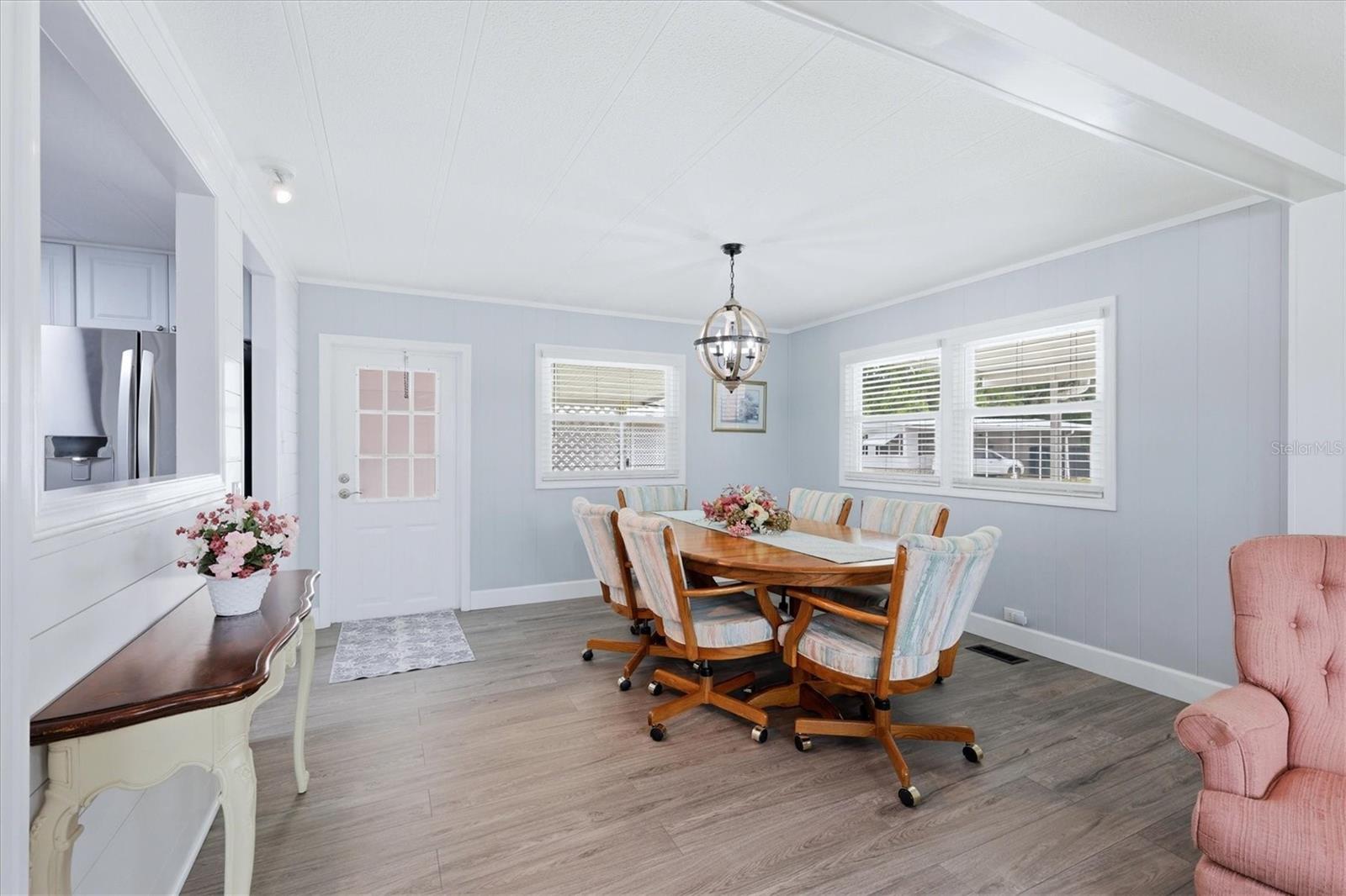 Image 8 of 47 For 1205 45th Avenue Drive E