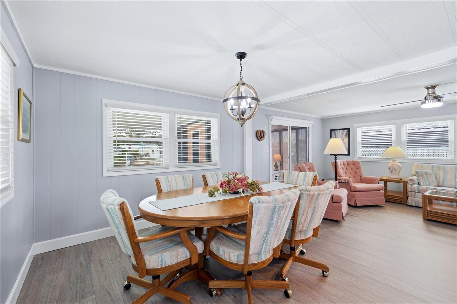 Image 9 of 47 For 1205 45th Avenue Drive E