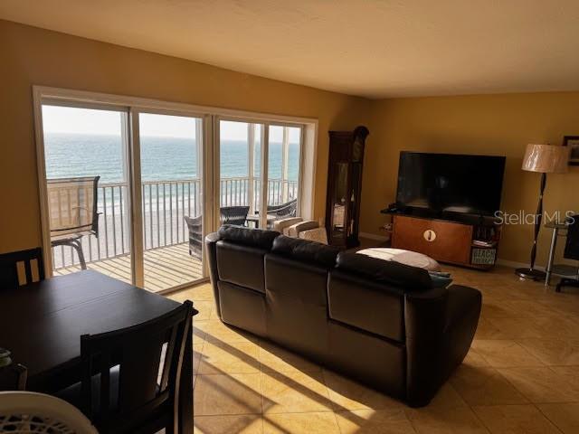 Image 5 of 15 For 800 Benjamin Franklin Drive 509