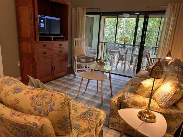 Image 17 of 36 For 1680 Brookhouse Circle Br209