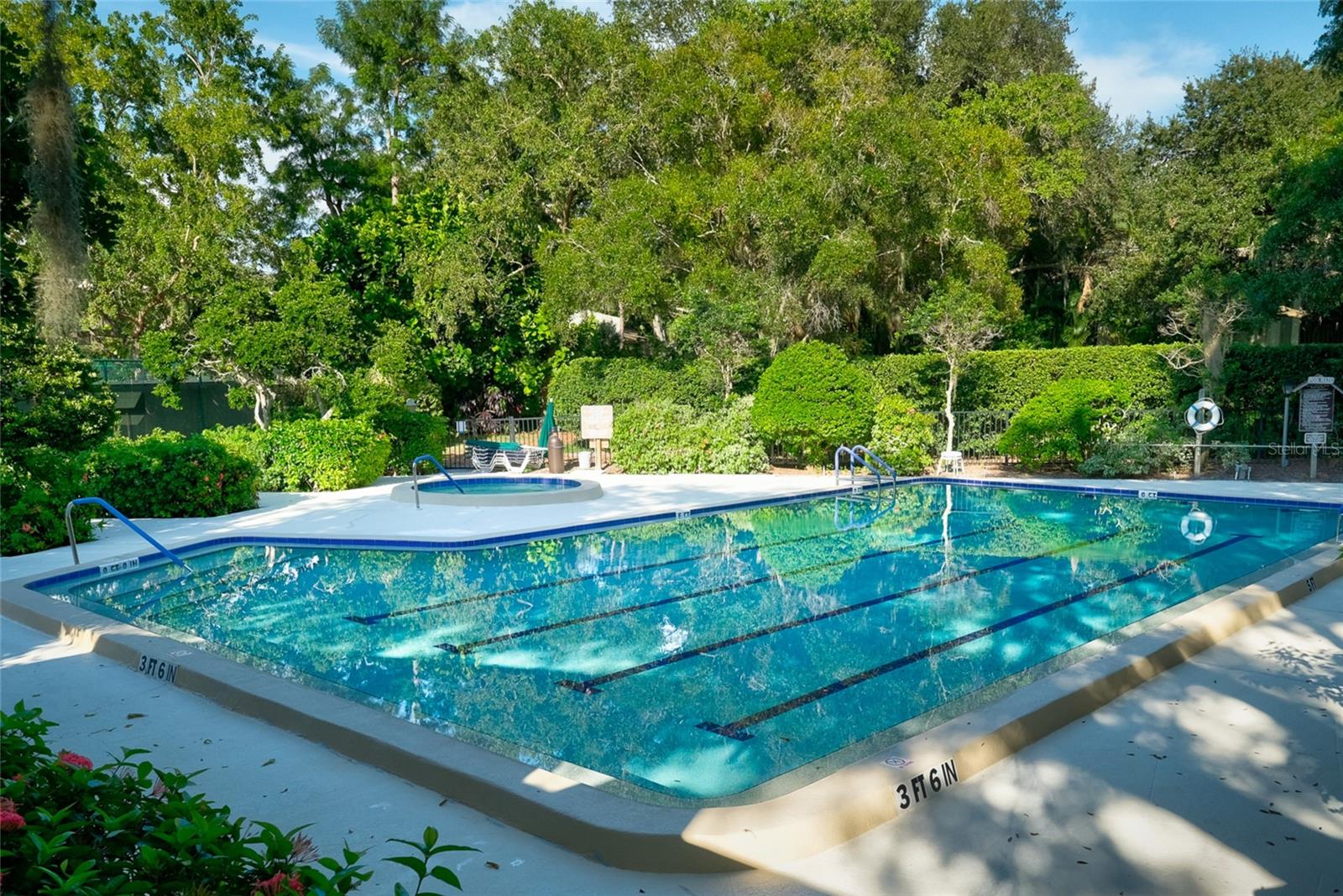 Image 31 of 36 For 1680 Brookhouse Circle Br209