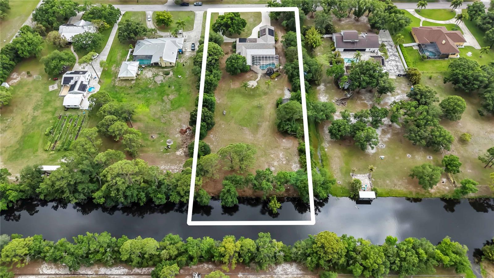 Image 10 of 62 For 7535 Castle Drive