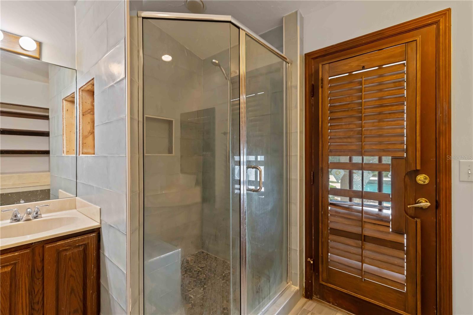 Image 23 of 62 For 7535 Castle Drive