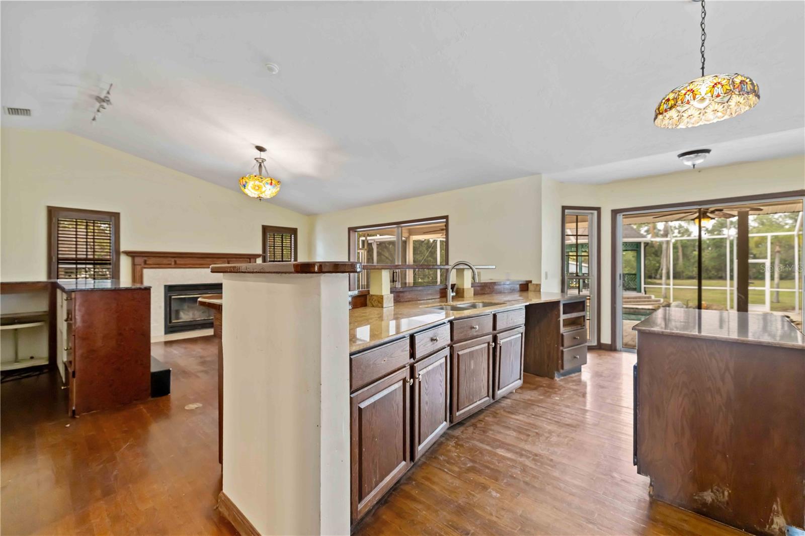 Image 34 of 62 For 7535 Castle Drive