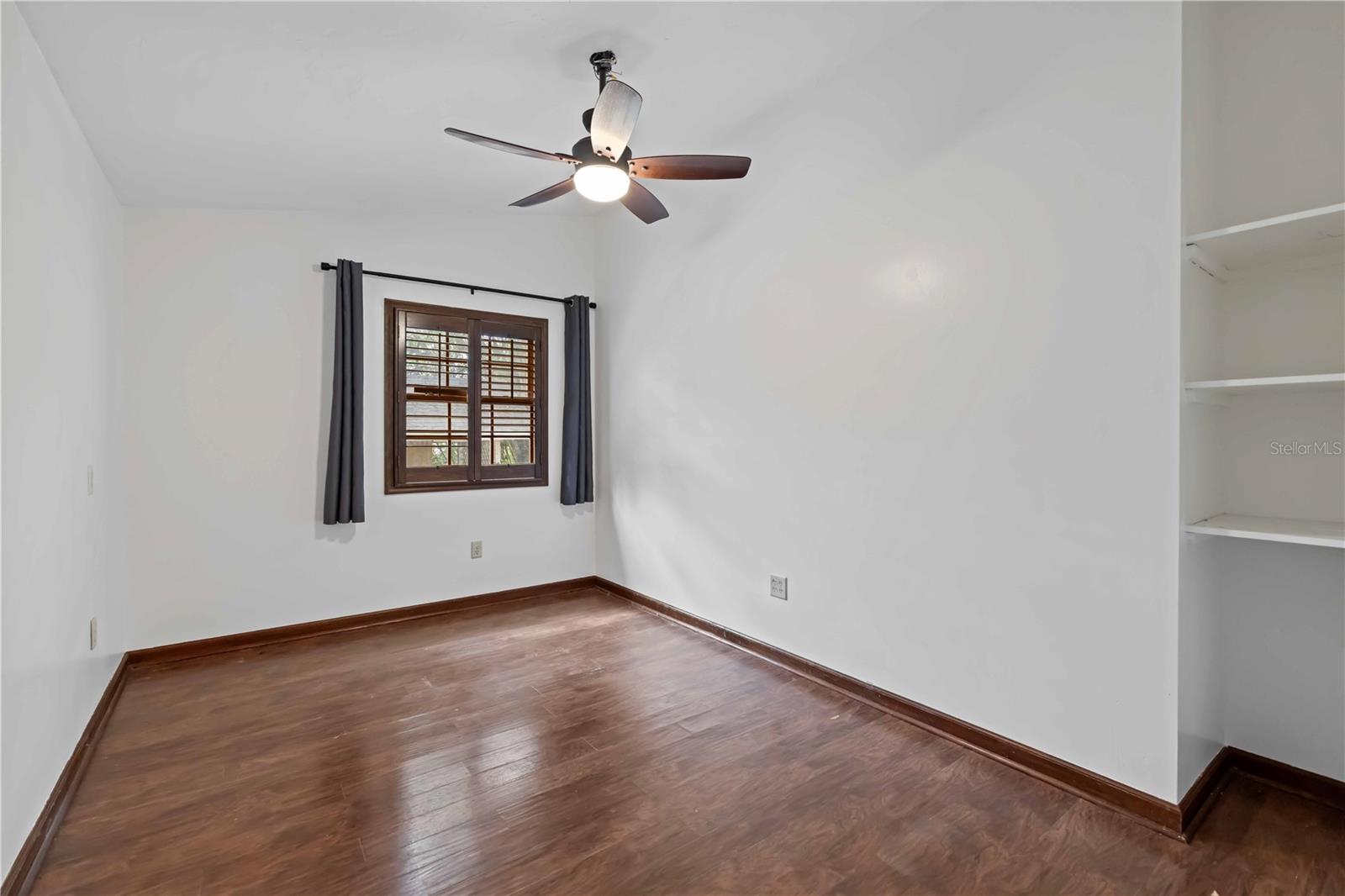 Image 36 of 62 For 7535 Castle Drive