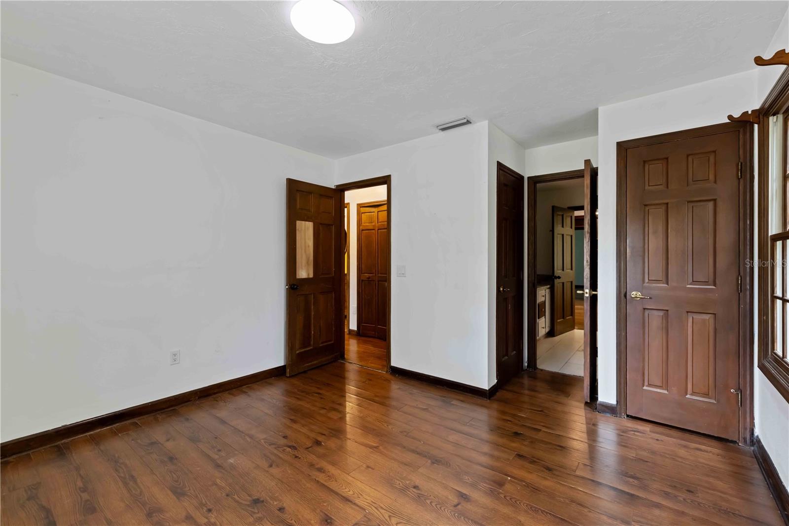 Image 39 of 62 For 7535 Castle Drive