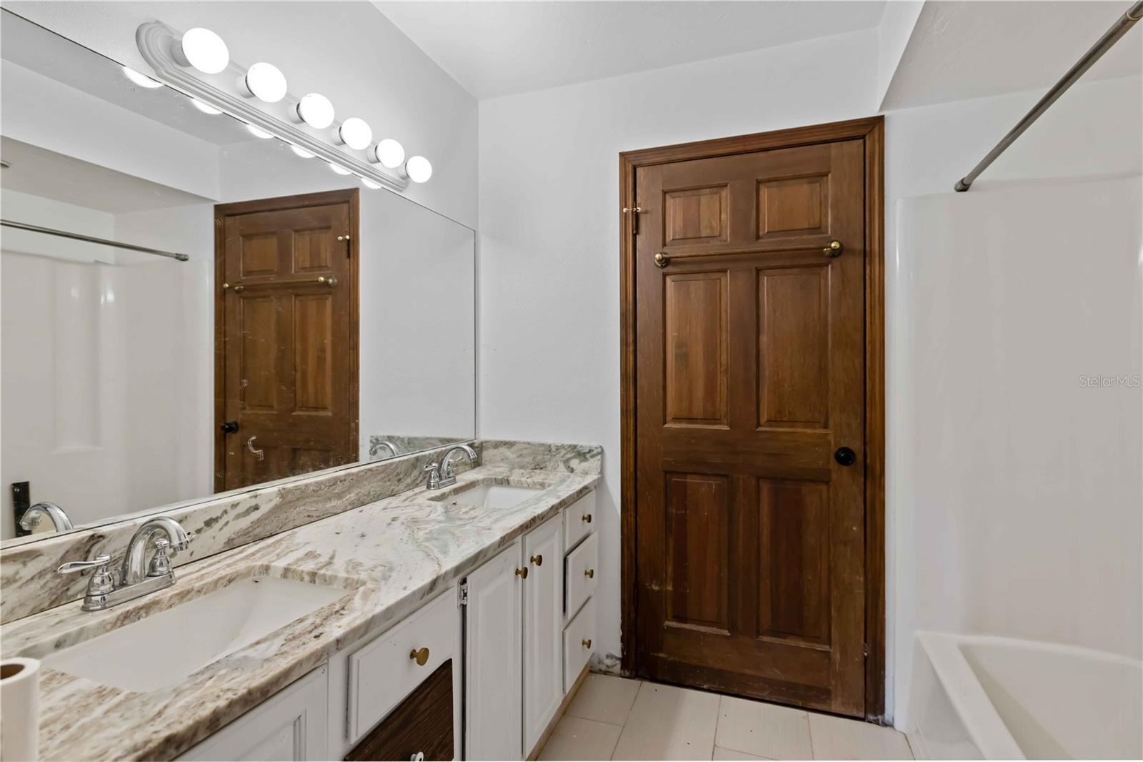 Image 40 of 62 For 7535 Castle Drive