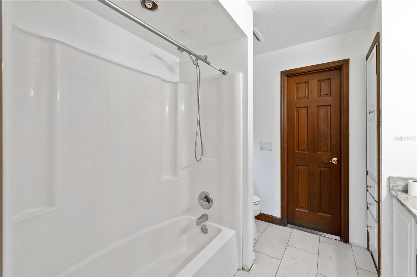 Image 41 of 62 For 7535 Castle Drive