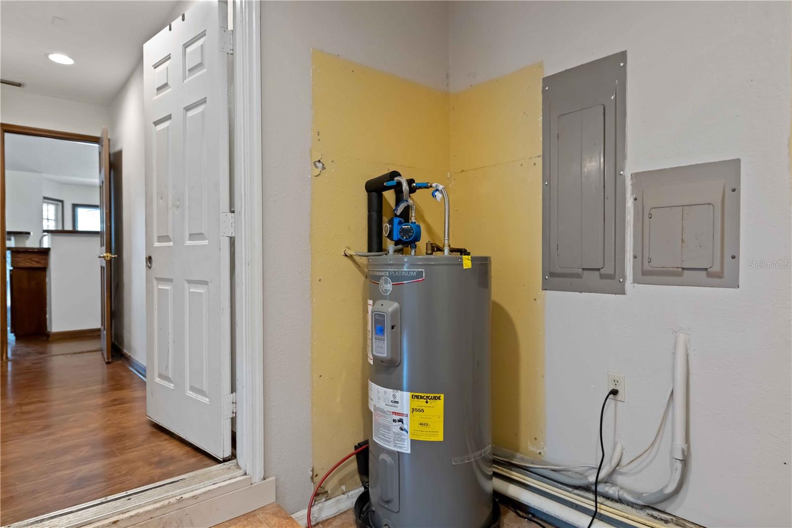 Image 49 of 62 For 7535 Castle Drive