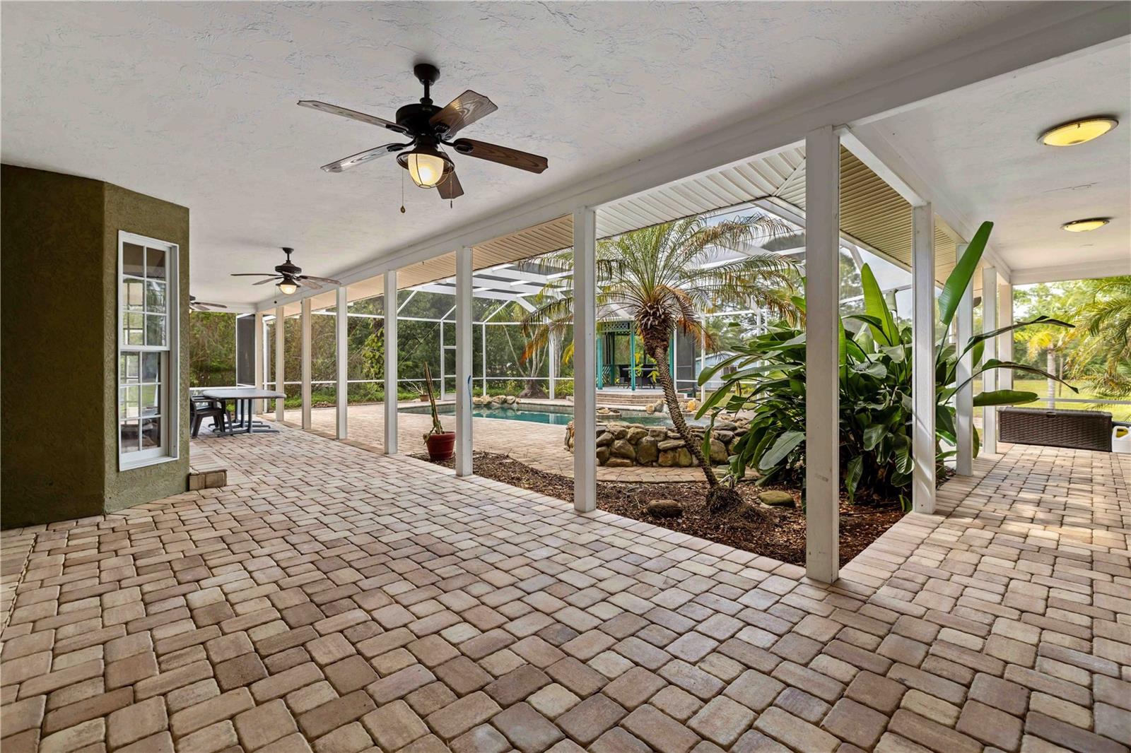 Image 6 of 62 For 7535 Castle Drive