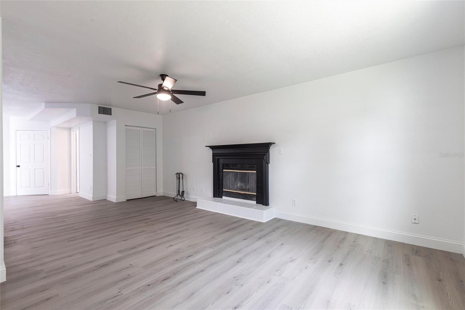 Image 12 of 34 For 6119 19th Avenue N