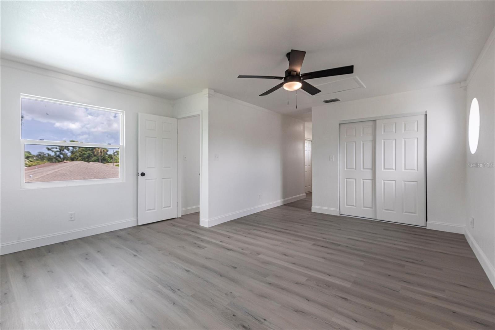 Image 16 of 34 For 6119 19th Avenue N