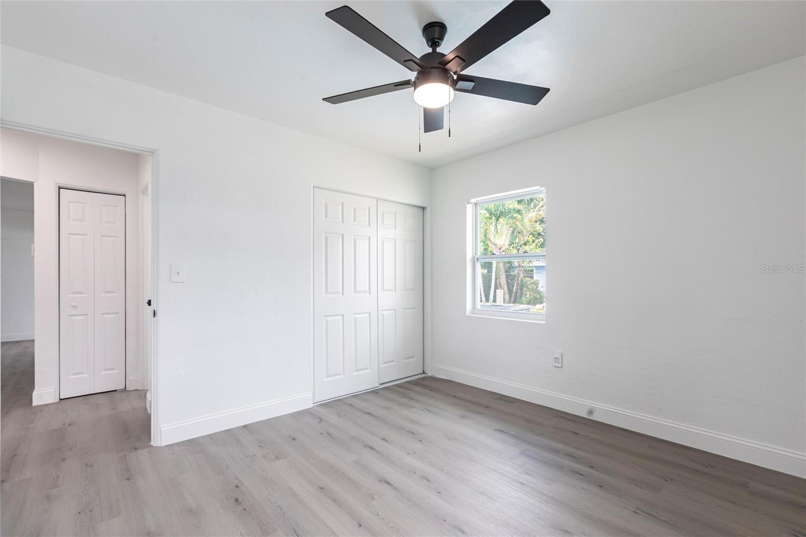 Image 24 of 34 For 6119 19th Avenue N