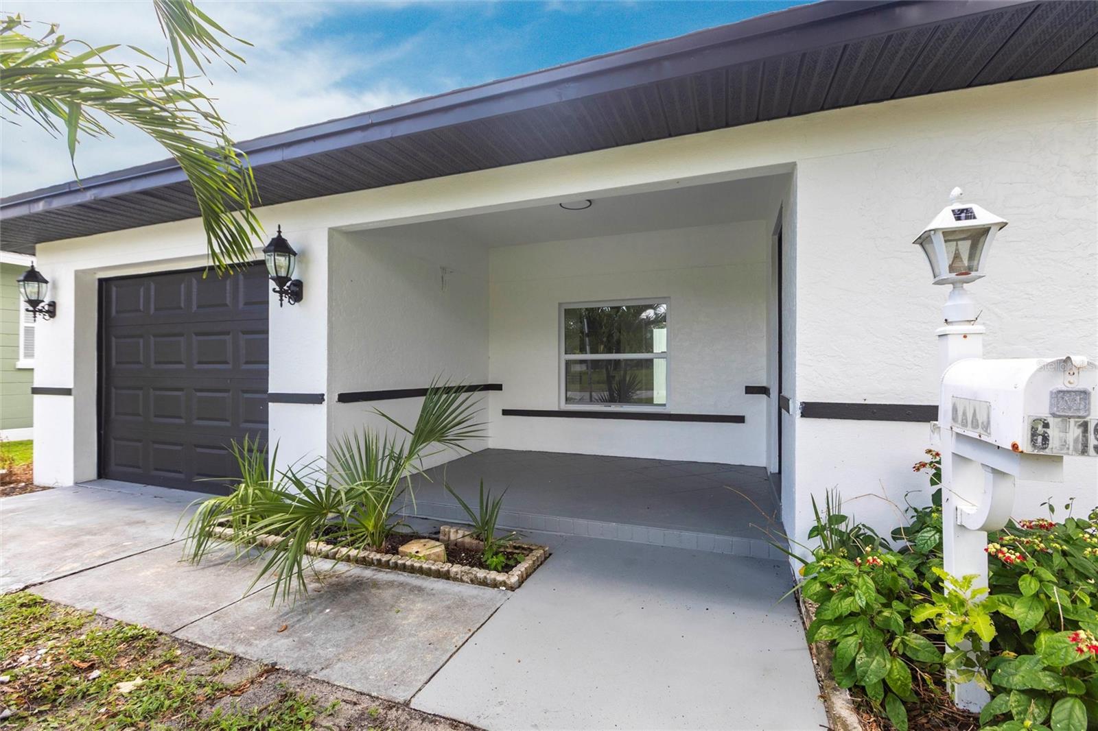 Image 3 of 34 For 6119 19th Avenue N