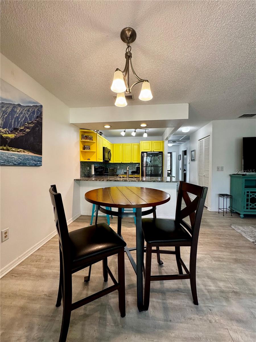 Image 10 of 28 For 3031 Quail Hollow 16