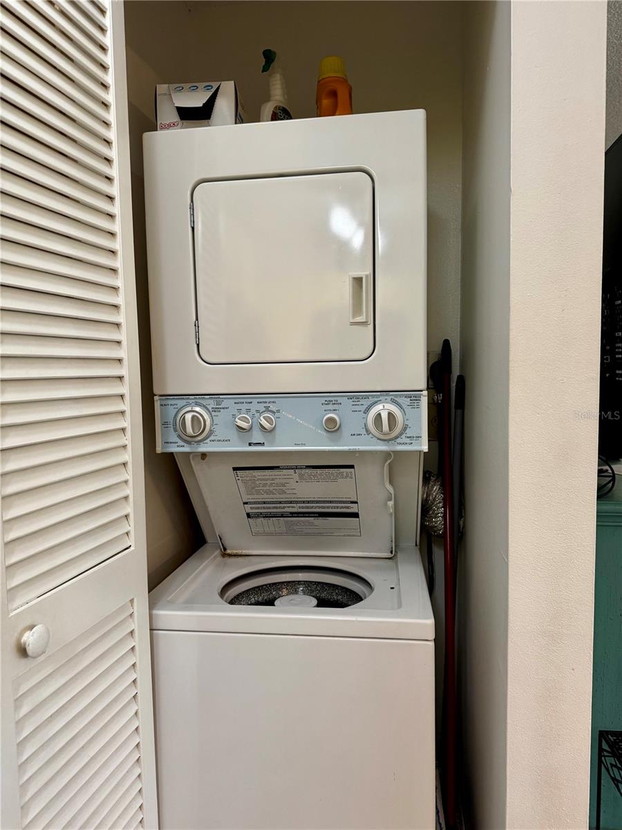 Image 18 of 28 For 3031 Quail Hollow 16