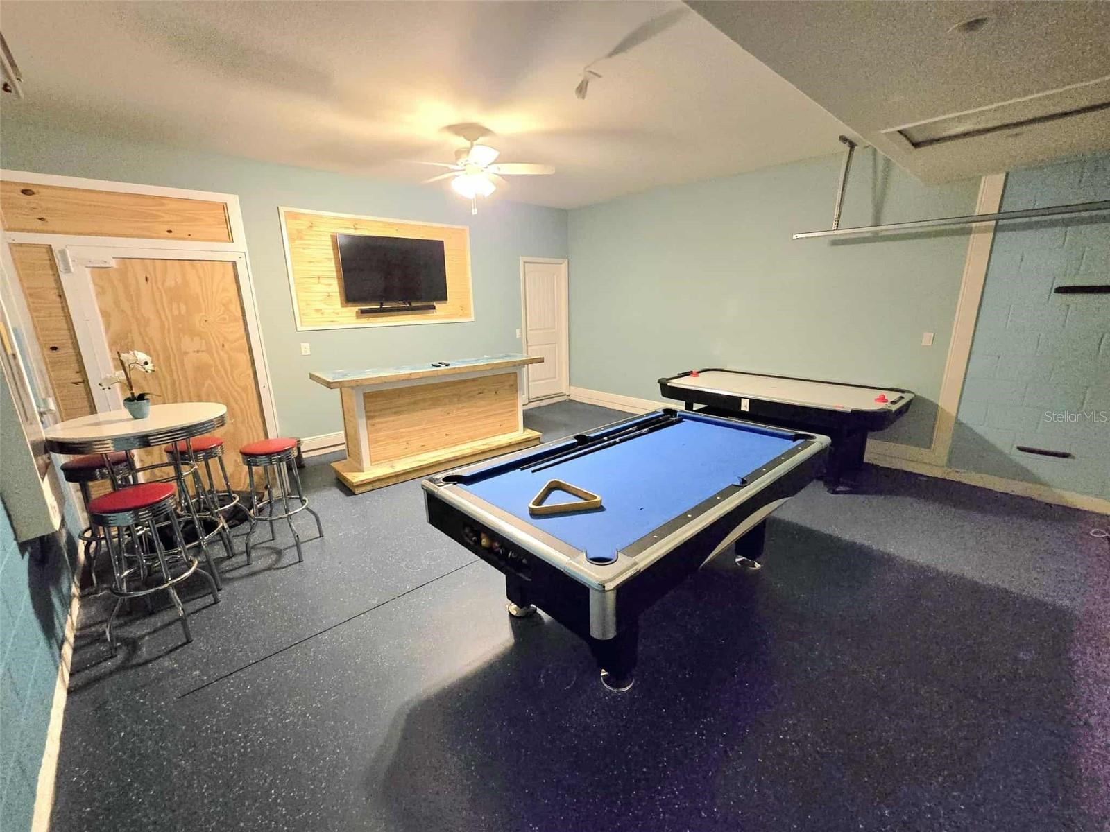 Image 14 of 47 For 5243 Wildwood Way