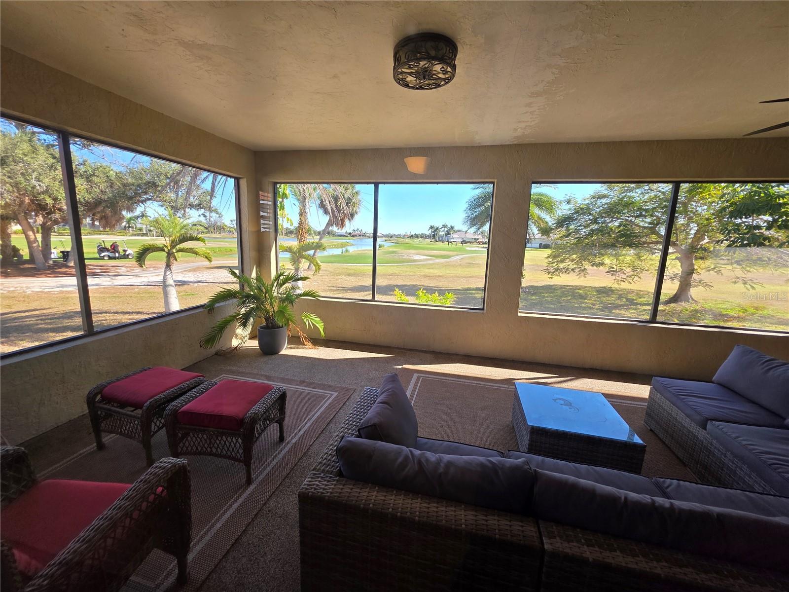 Image 21 of 33 For 13 Seaward Circle