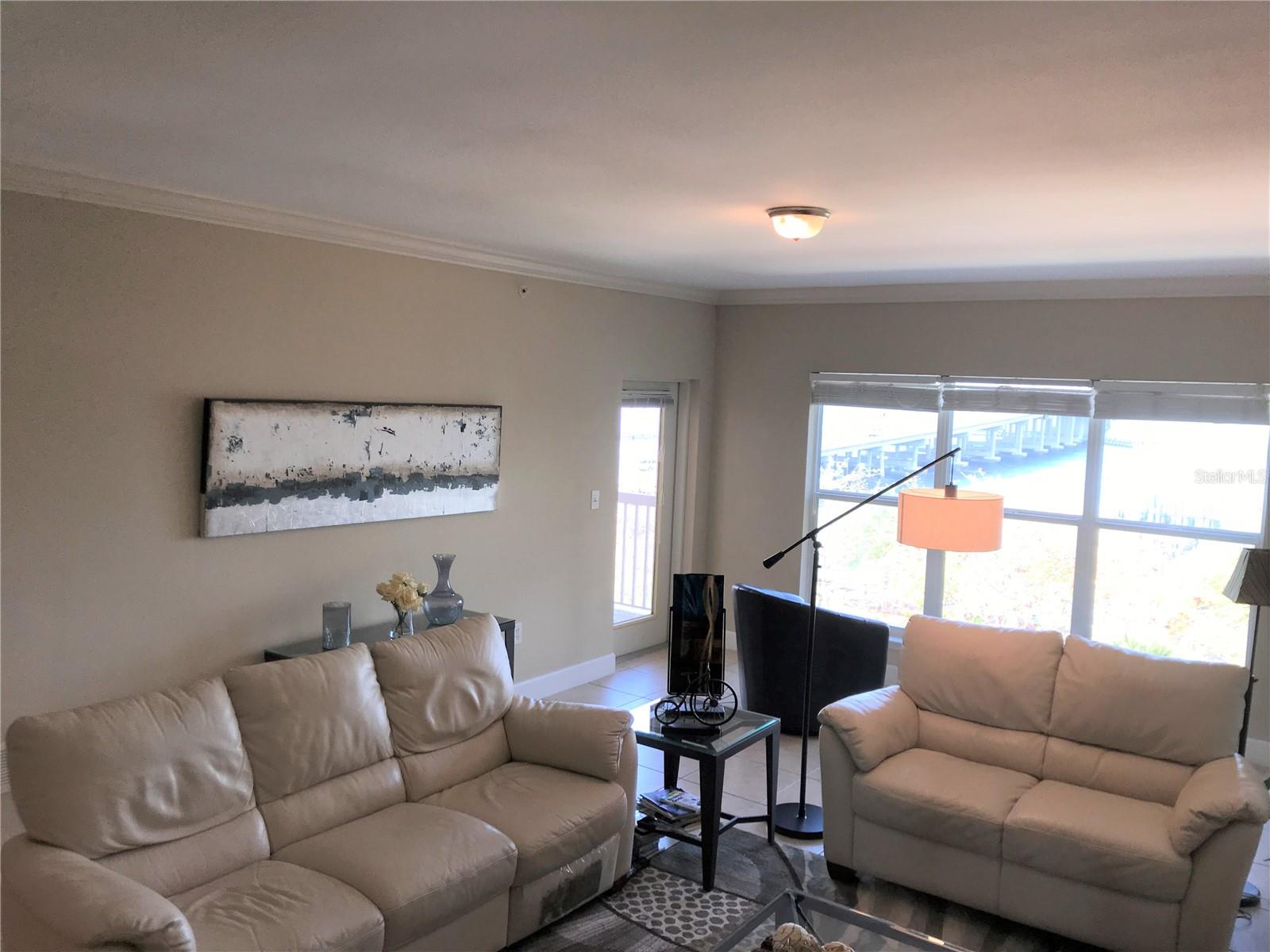 Image 3 of 29 For 808 3rd Avenue W 509