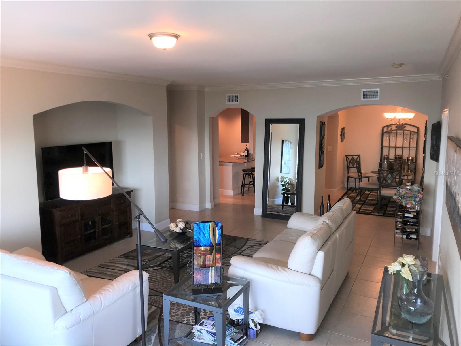 Image 4 of 29 For 808 3rd Avenue W 509