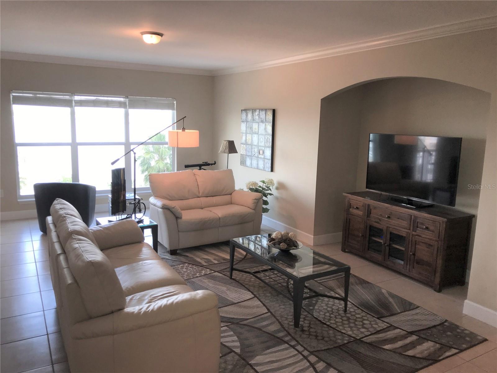 Image 5 of 29 For 808 3rd Avenue W 509