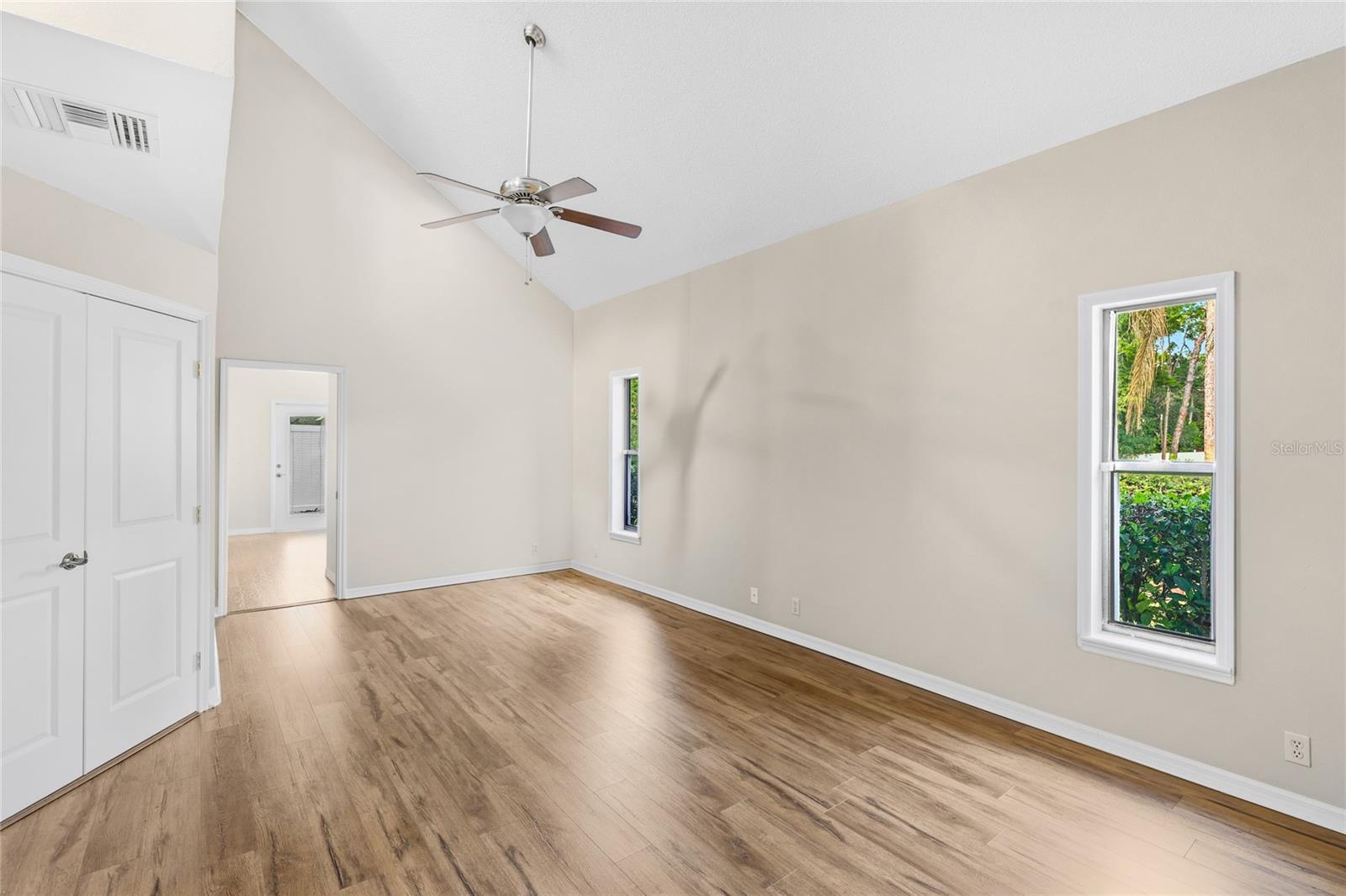 Image 18 of 58 For 5272 Box Turtle Circle