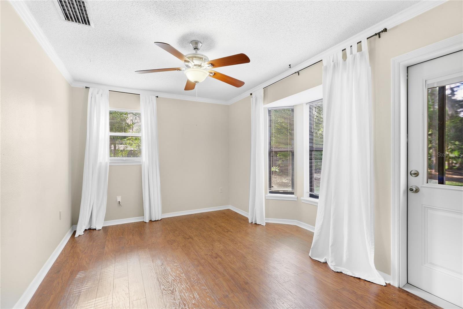 Image 26 of 58 For 5272 Box Turtle Circle