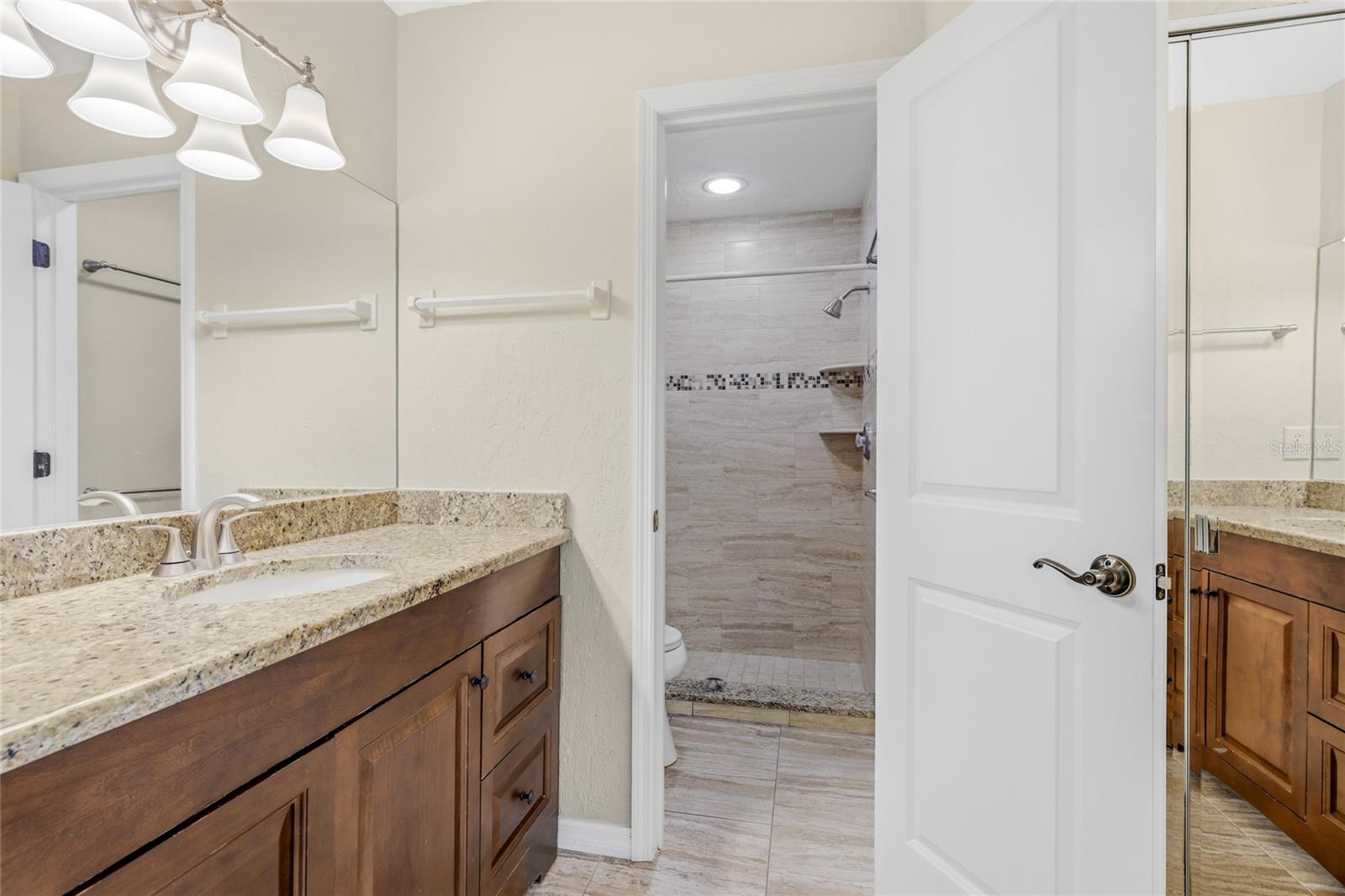 Image 35 of 58 For 5272 Box Turtle Circle