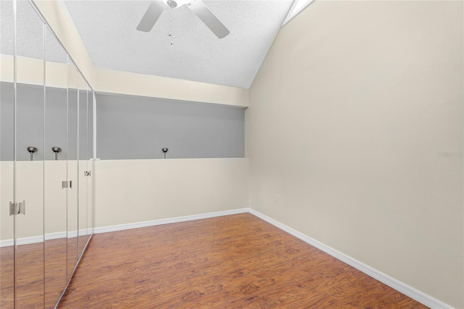 Image 44 of 58 For 5272 Box Turtle Circle