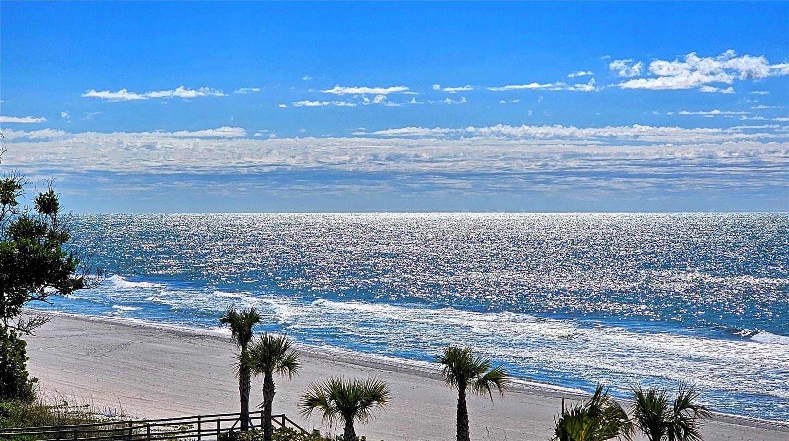 Image 11 of 17 For 1000 Longboat Club Road 304