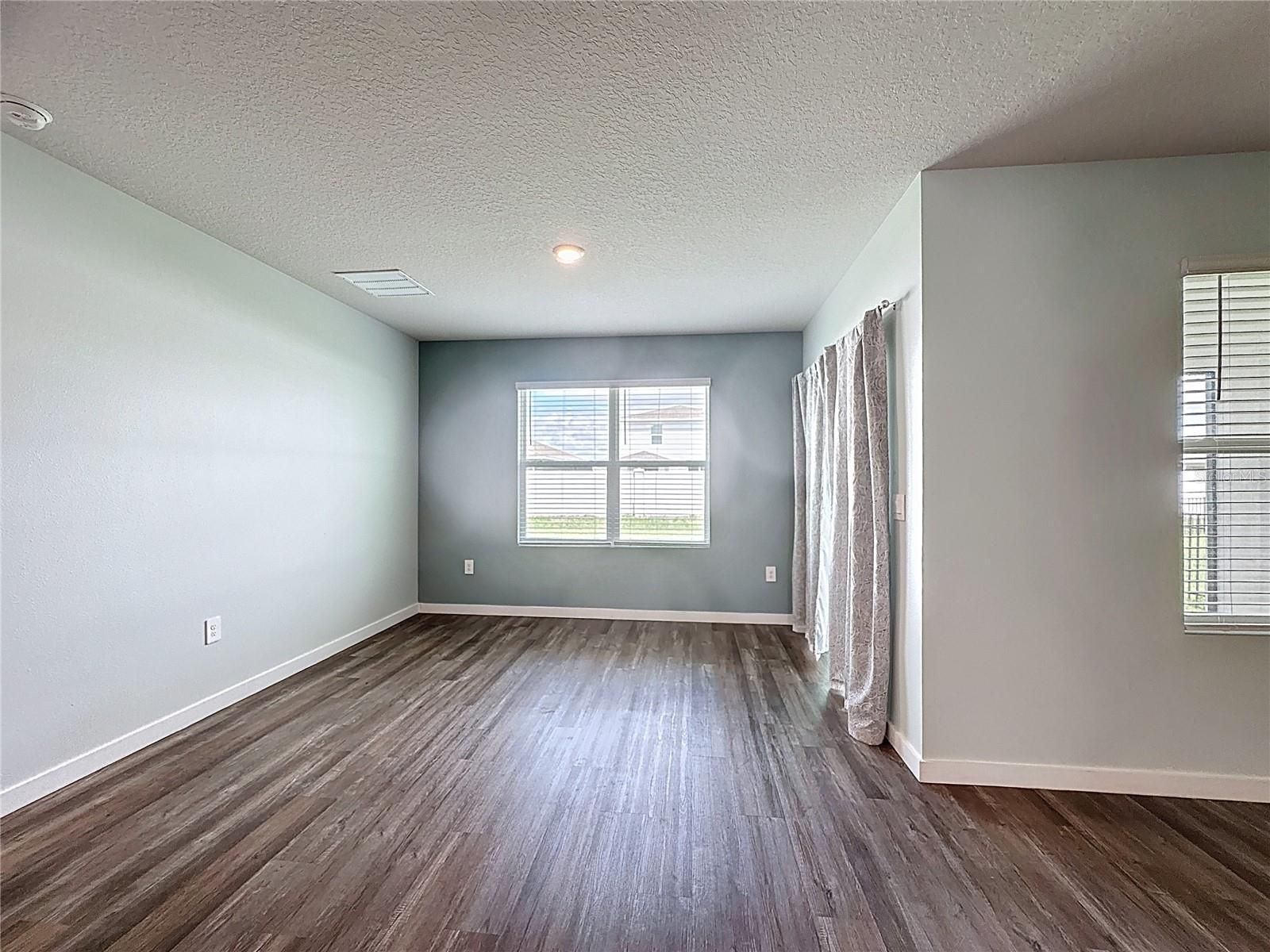 Image 10 of 22 For 3707 Hatchery Way