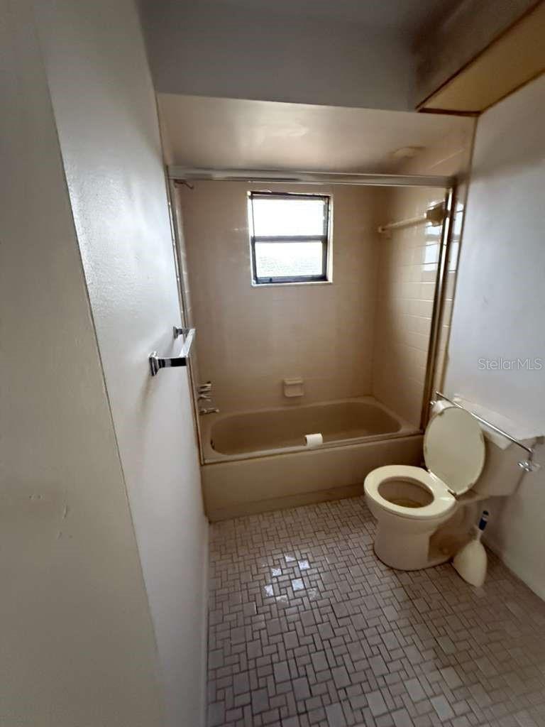 Image 14 of 40 For 8035 Laurel Vista Loop